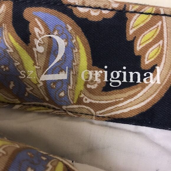 - Loft navy shorts with large flower print. Size 2 - Picture 6 of 7